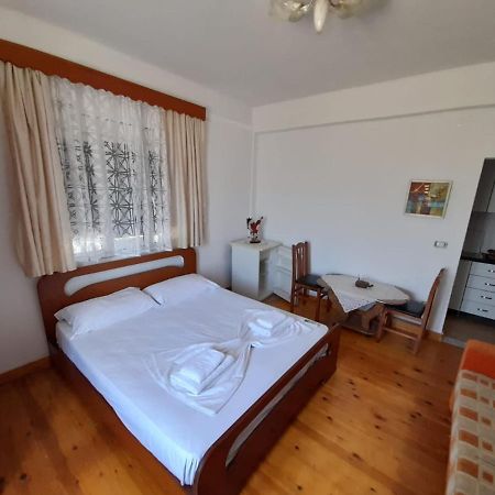 Rey Garden Villa Вльора Екстер'єр фото