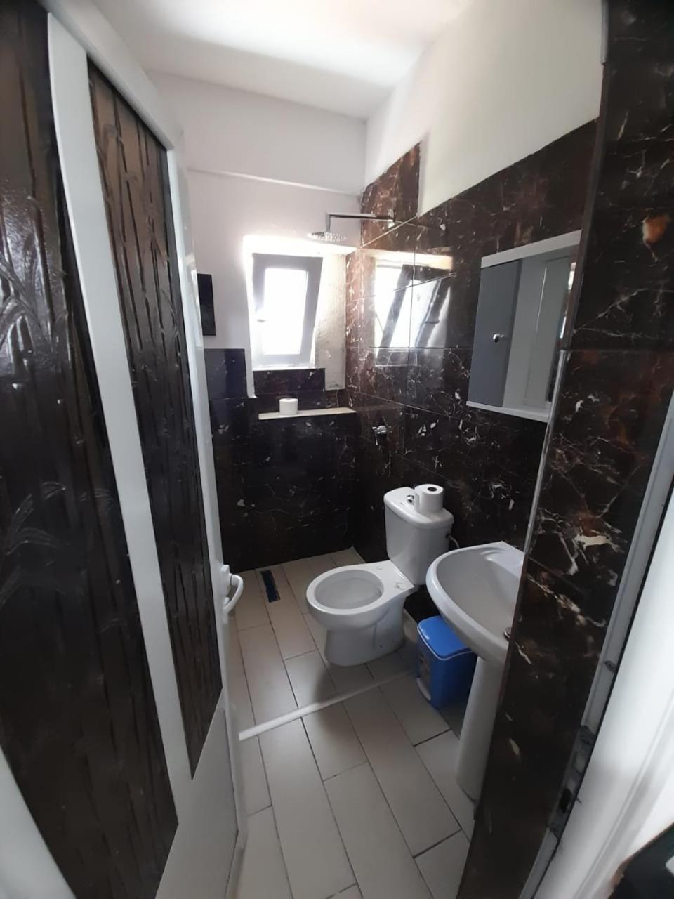 Rey Garden Villa Вльора Номер фото