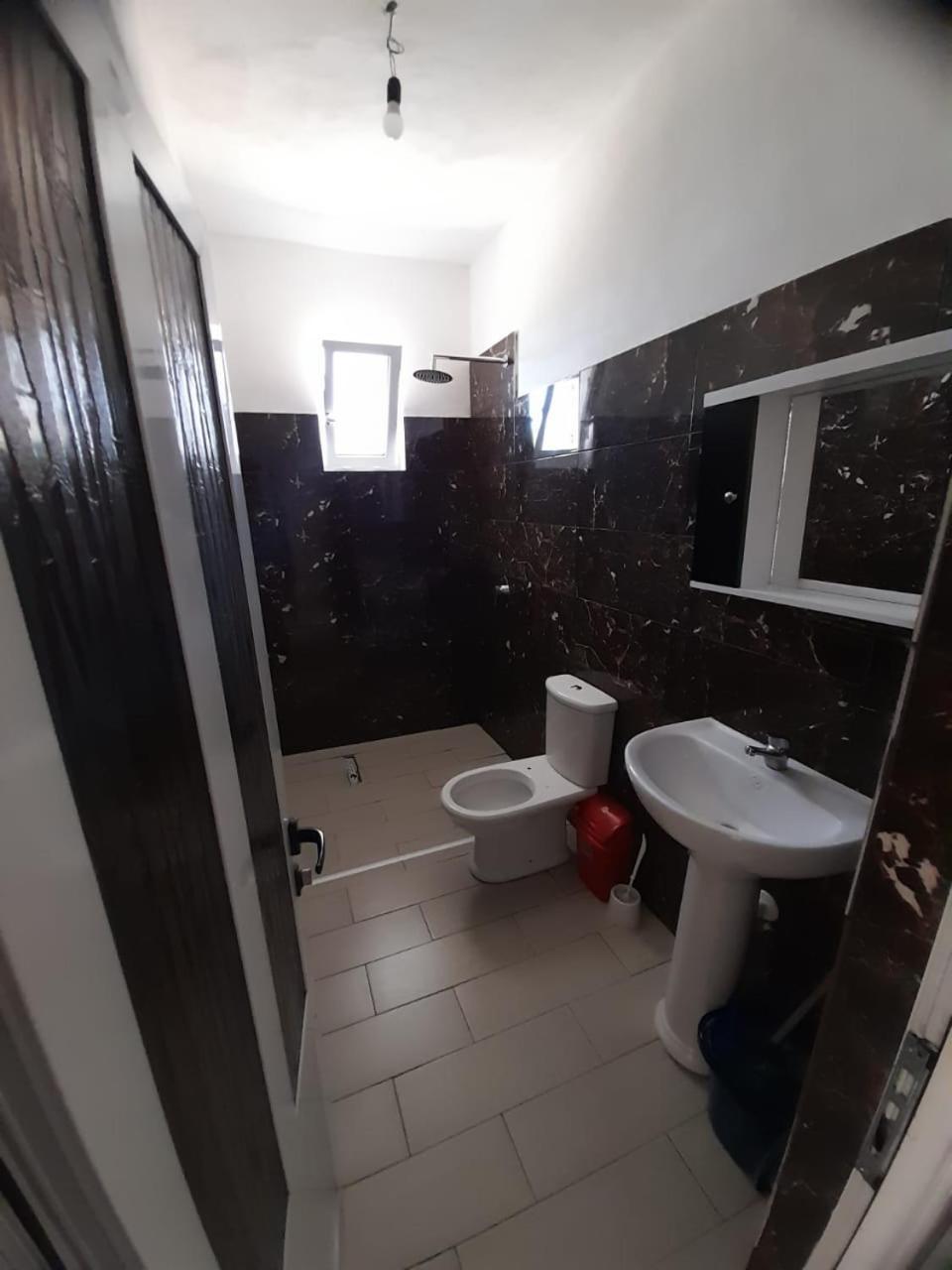 Rey Garden Villa Вльора Номер фото
